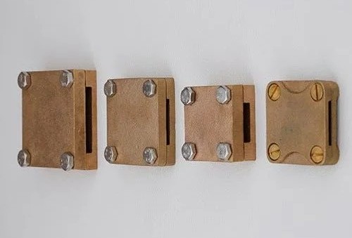 Cable saddle clamps